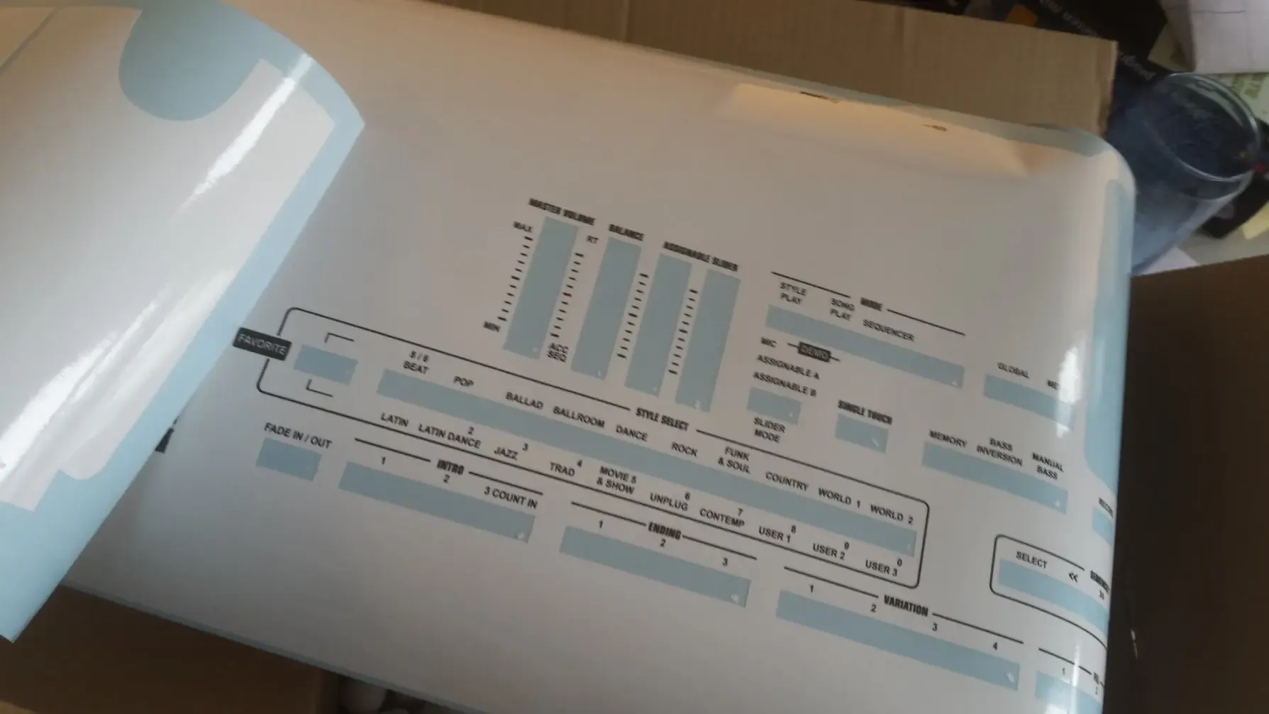 The printed white foil for the Pa800