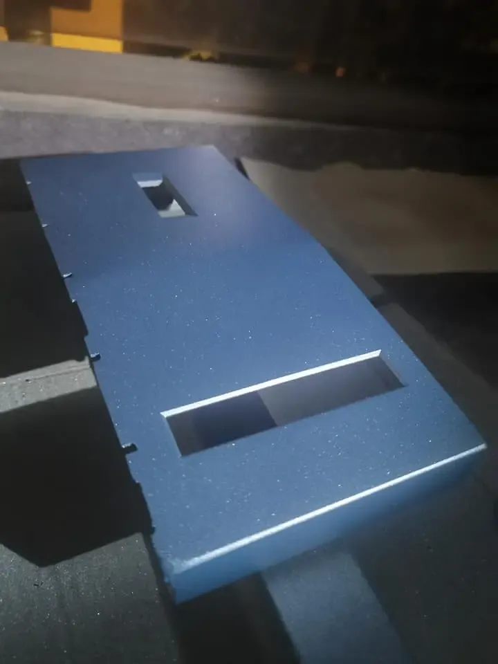 Blue metallic color paint