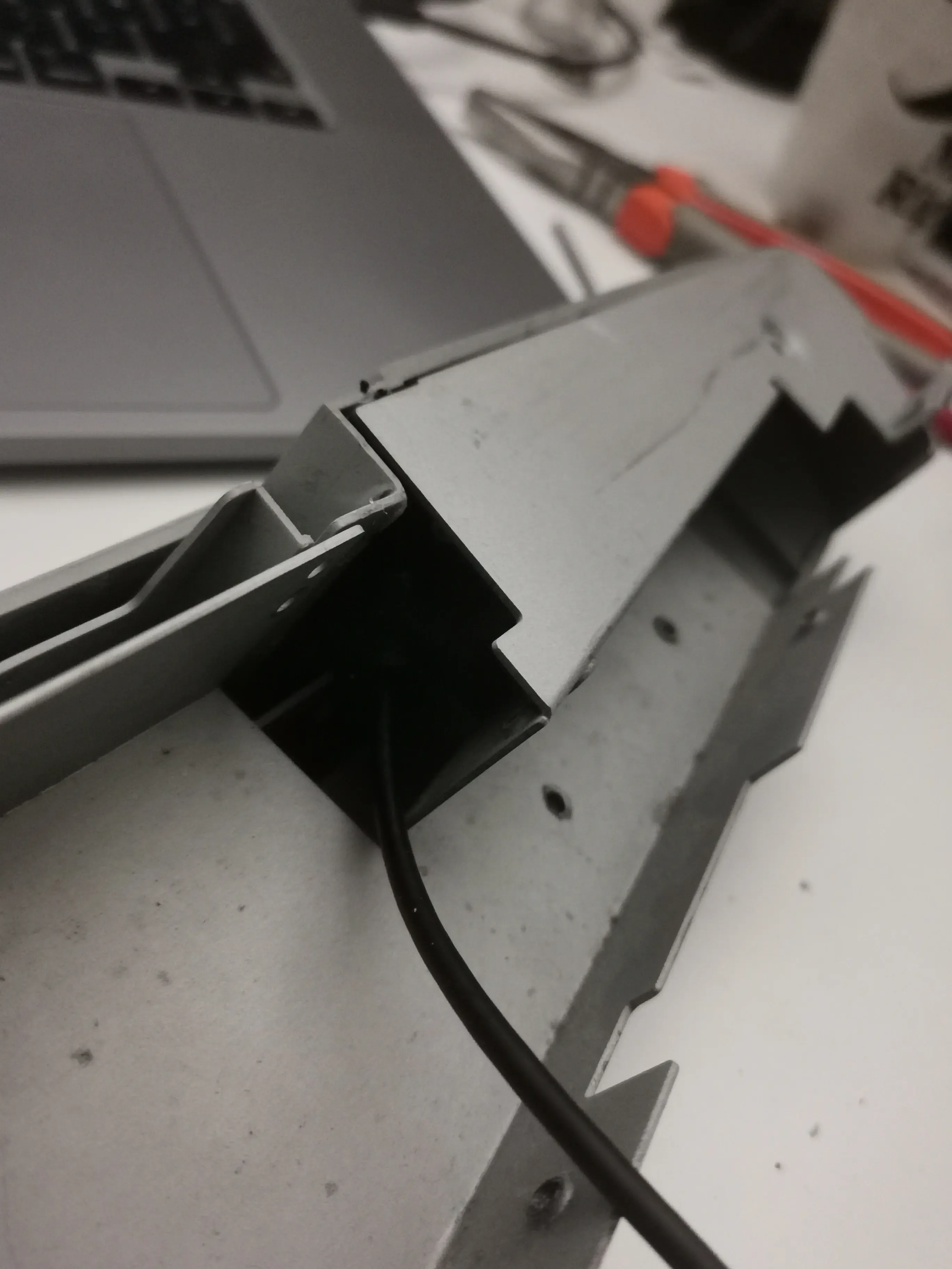 Building the USB port into the end cap