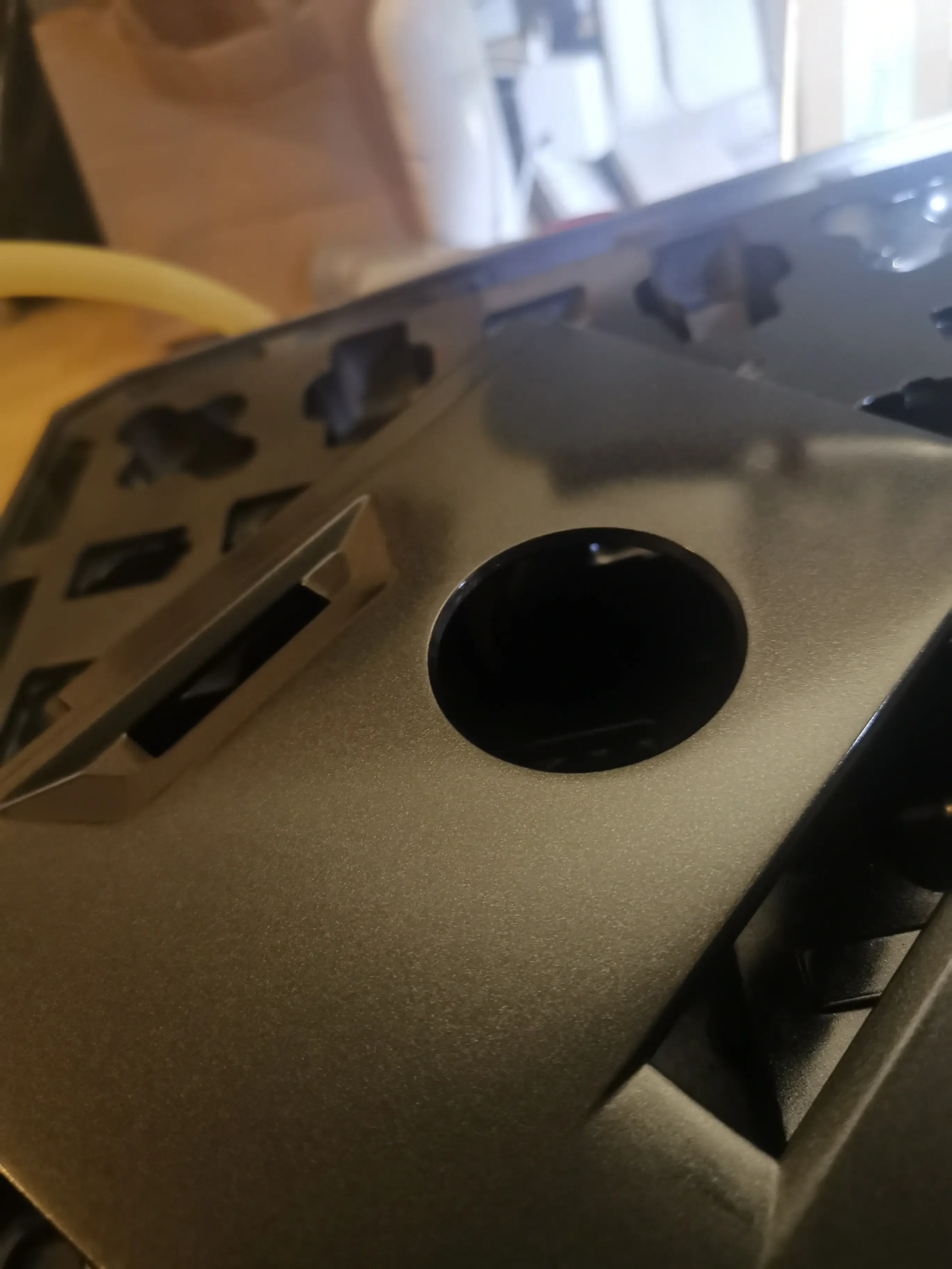 Building the USB port into the end cap