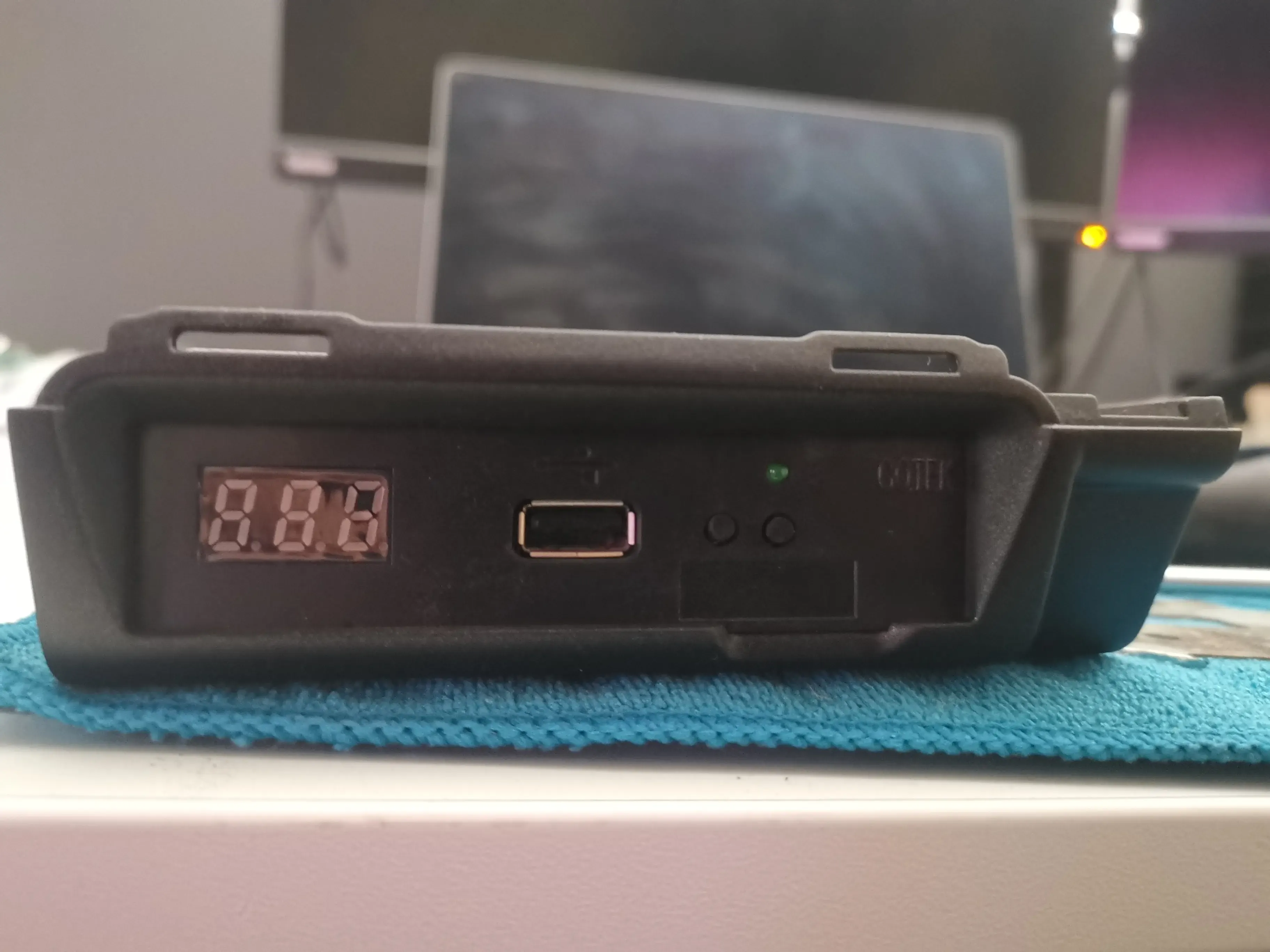Installing the Gotek floppy emulator