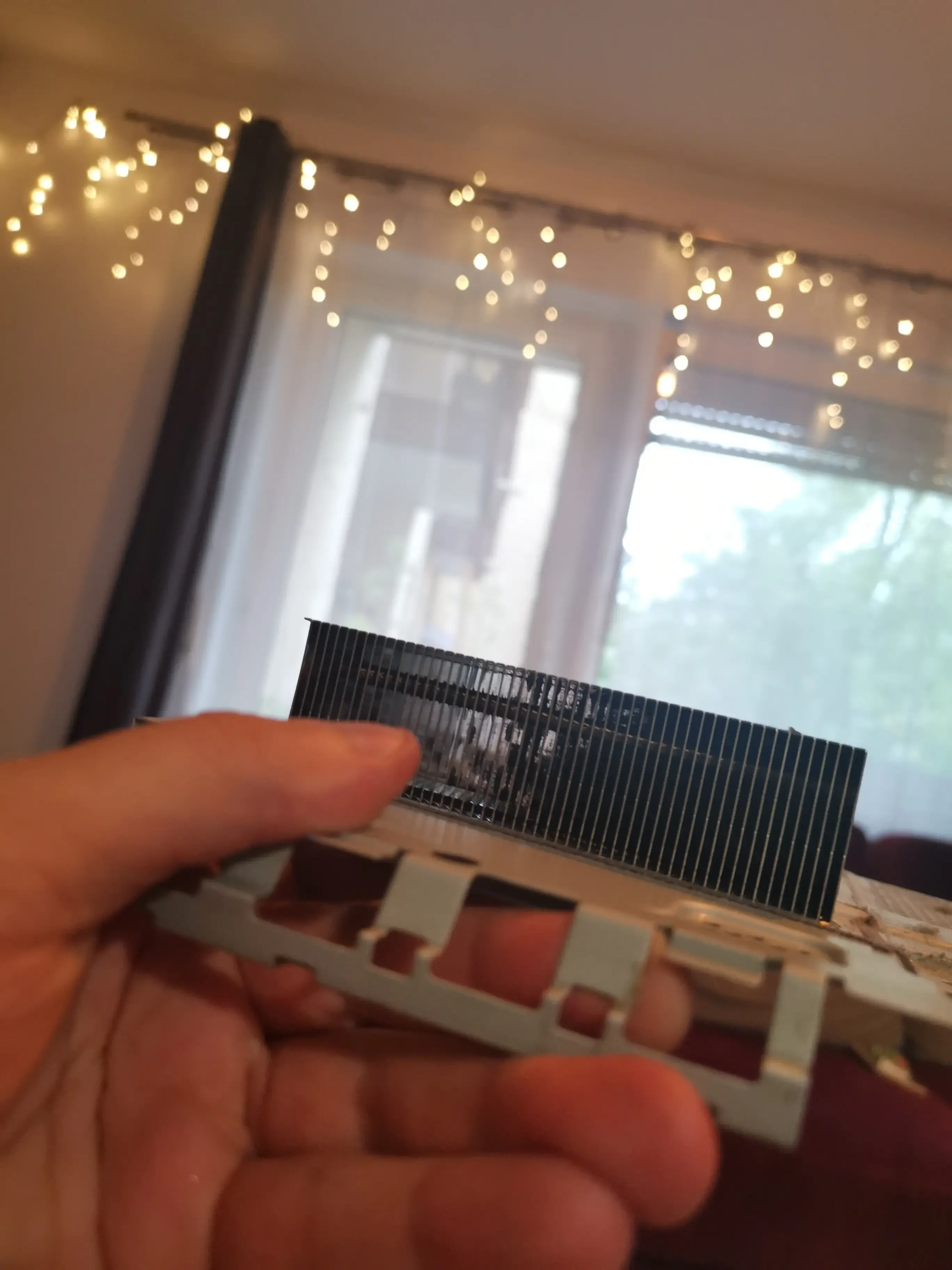 Dusty heatsink and dried thermal paste