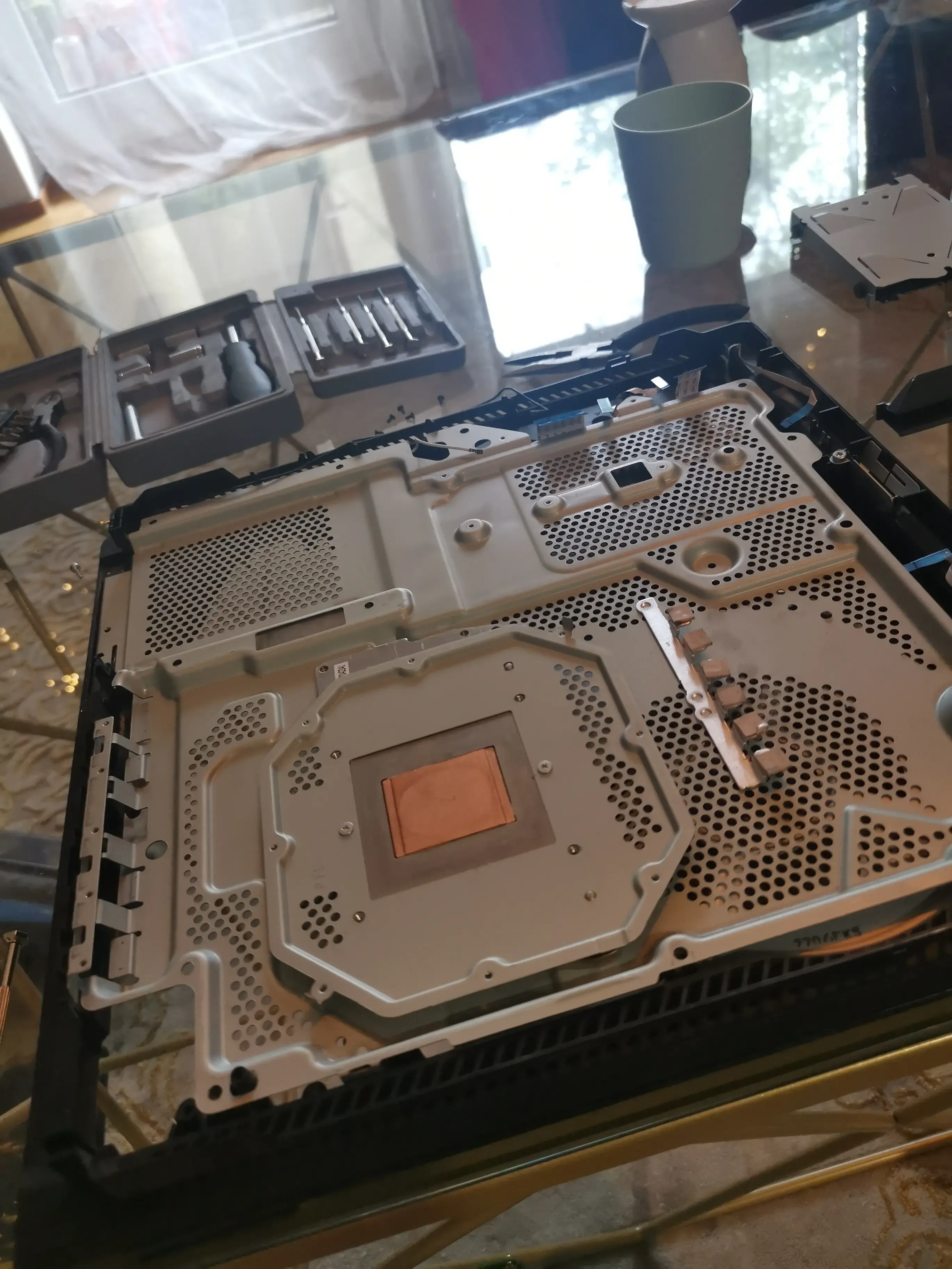 Cleaned APU with fresh thermal paste