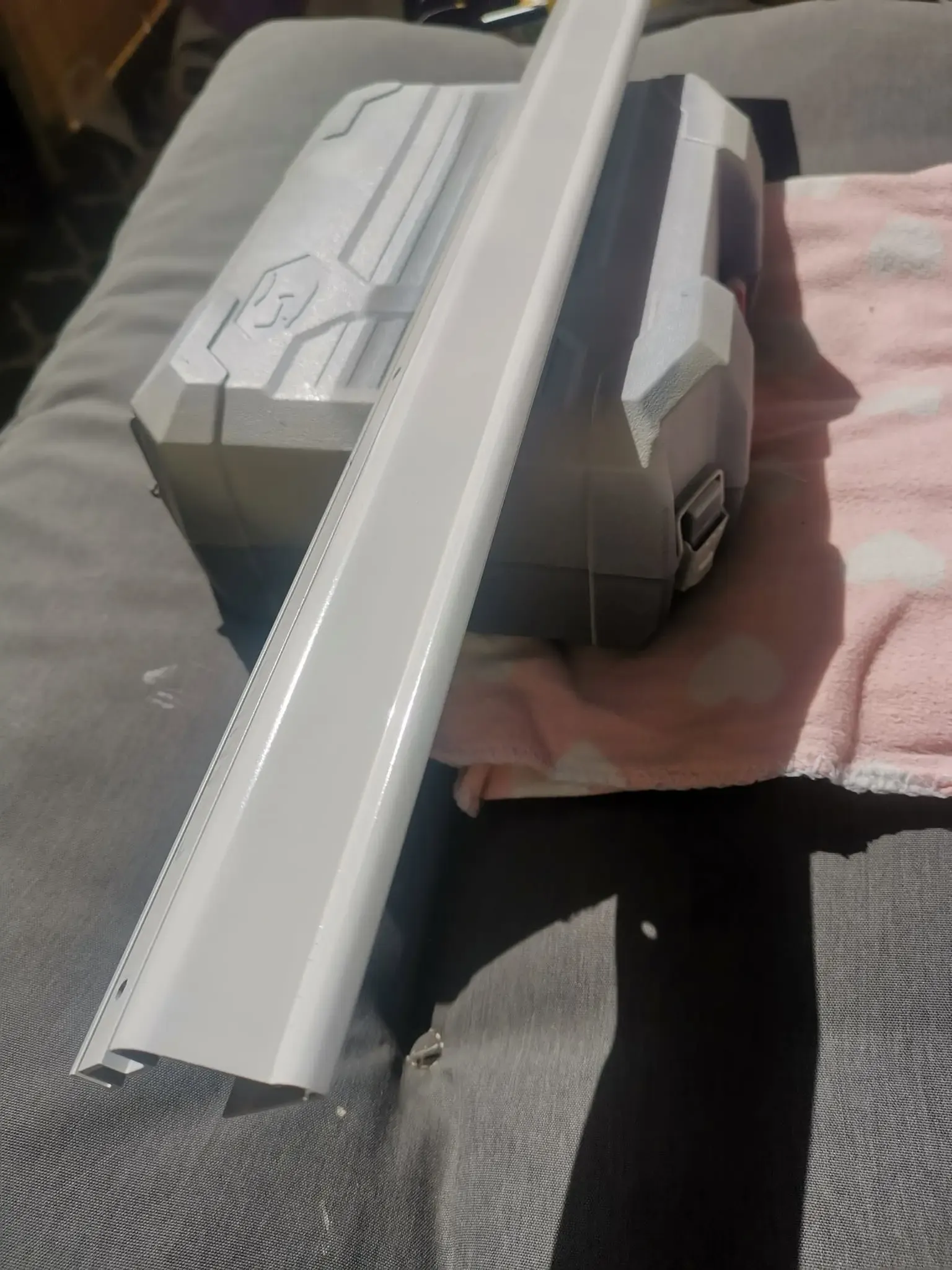 White end caps and side panels